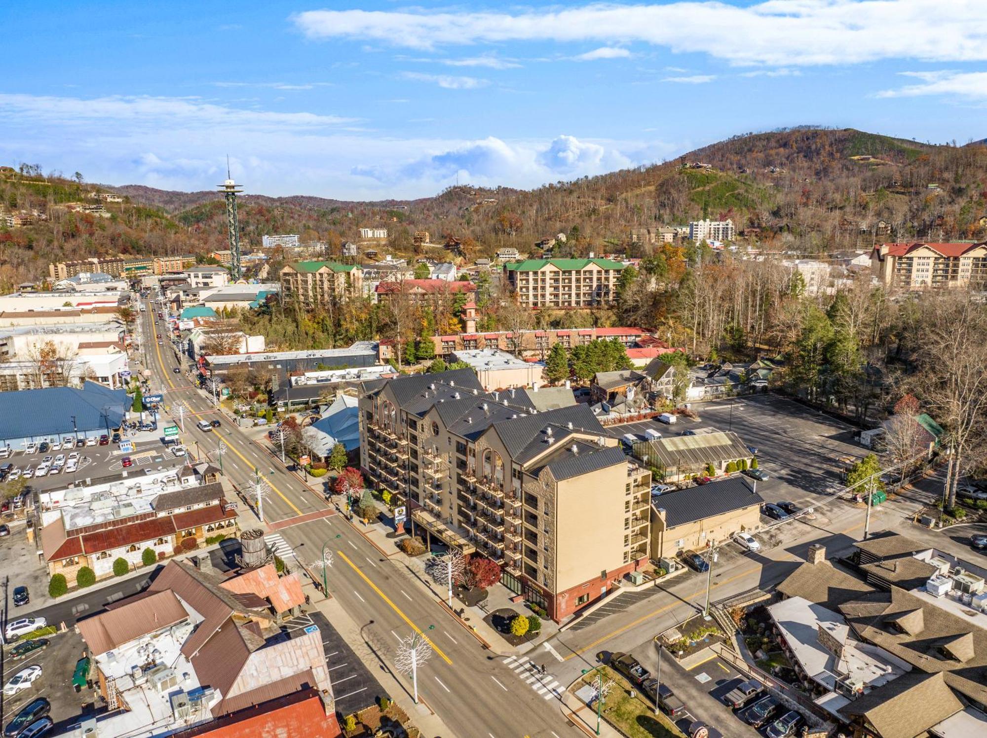 Black Bear Inn & Suites Gatlinburg Exterior foto